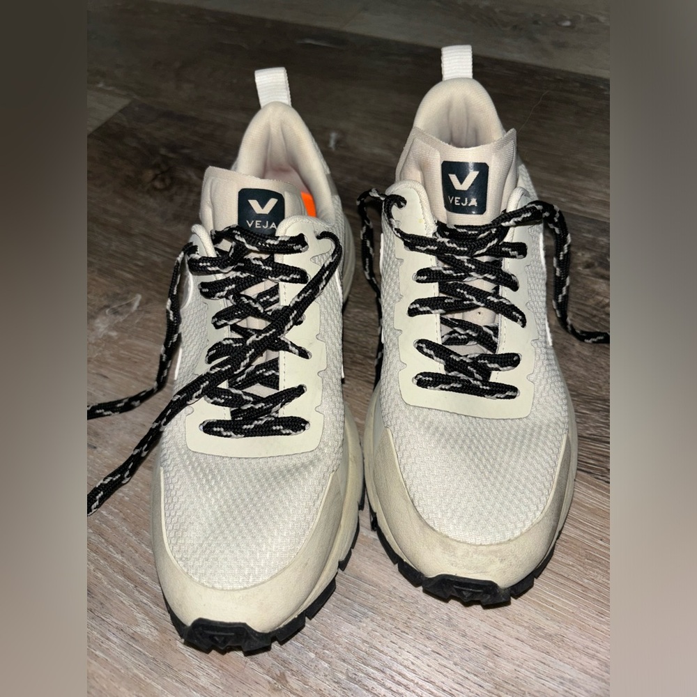 Veja Sneakers. Size 5